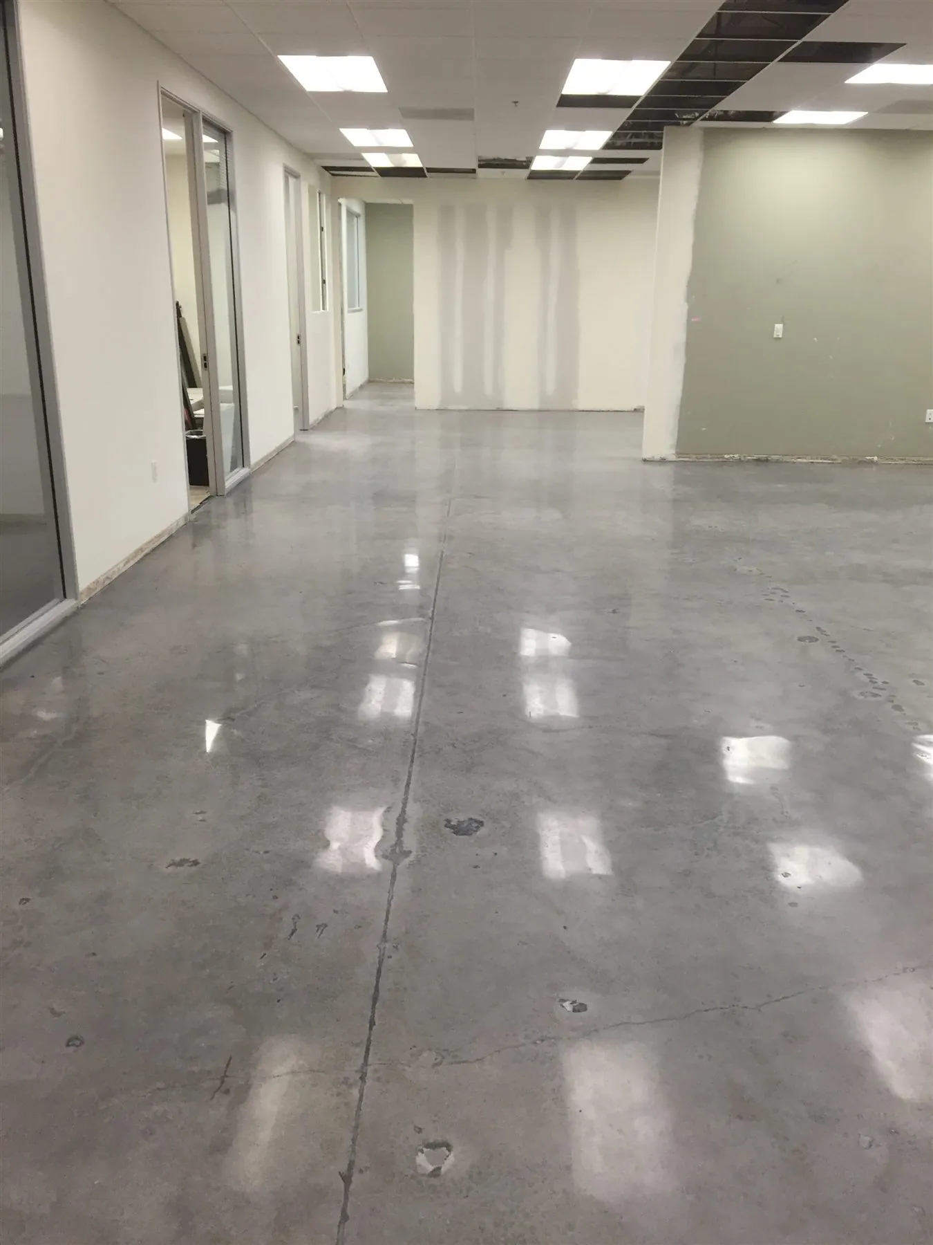 High-gloss polished concrete office floor